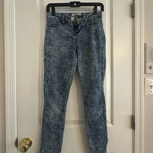 Refuge Blue Acid Wash Jeggings